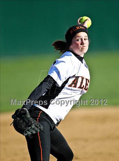 Thumbnail 2 in Aledo vs. Lake Dallas (Aledo/Springtown/Azle Tournament) photogallery.