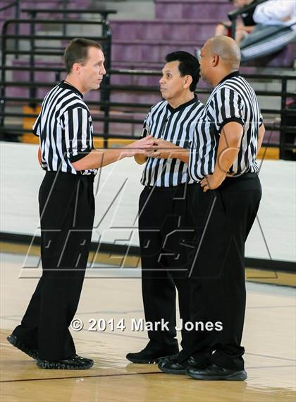 Thumbnail 3 in Desert Vista vs. Dillard (Nike Tournament of Champions) photogallery.