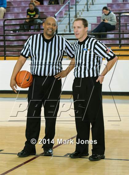 Thumbnail 2 in Desert Vista vs. Dillard (Nike Tournament of Champions) photogallery.