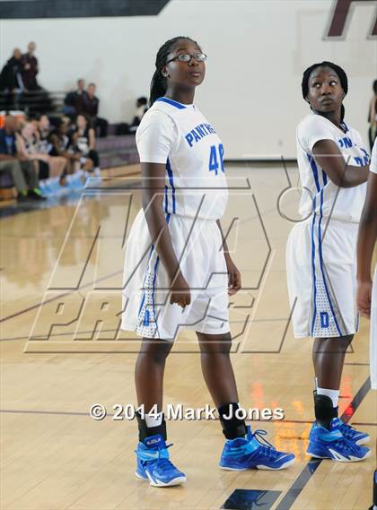 Thumbnail 3 in Desert Vista vs. Dillard (Nike Tournament of Champions) photogallery.
