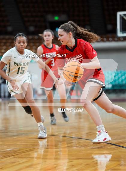 Thumbnail 3 in Glenwood Springs vs George Washington (CHSAA 5A Great 8) photogallery.