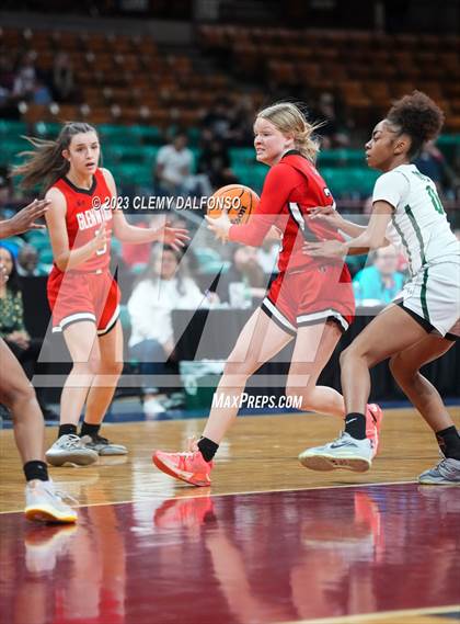 Thumbnail 3 in Glenwood Springs vs George Washington (CHSAA 5A Great 8) photogallery.