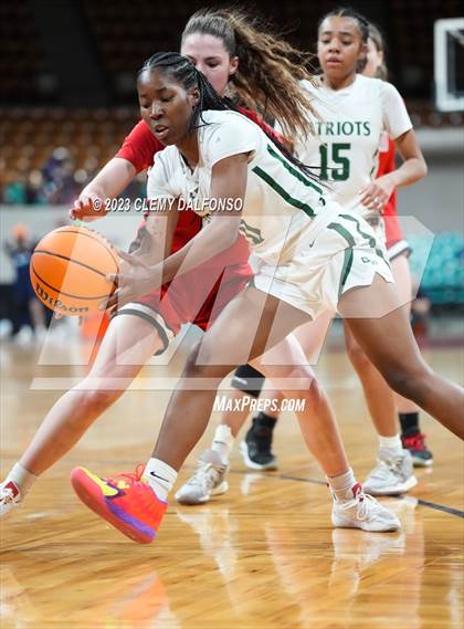 Thumbnail 1 in Glenwood Springs vs George Washington (CHSAA 5A Great 8) photogallery.