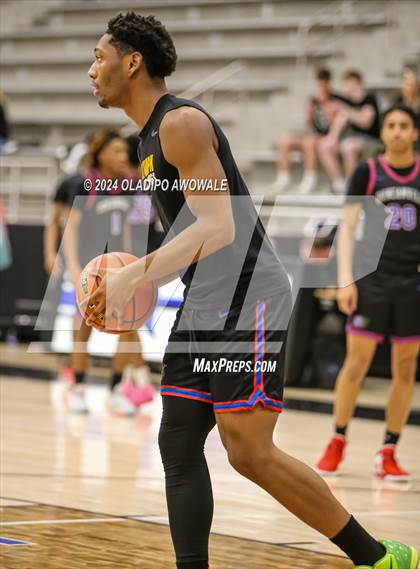 Thumbnail 1 in Duncanville vs. Wylie East (UIL Basketball 6A Area) photogallery.