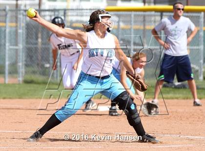 Thumbnail 3 in Sky View @ Syracuse (UHSAA 2nd Round) photogallery.