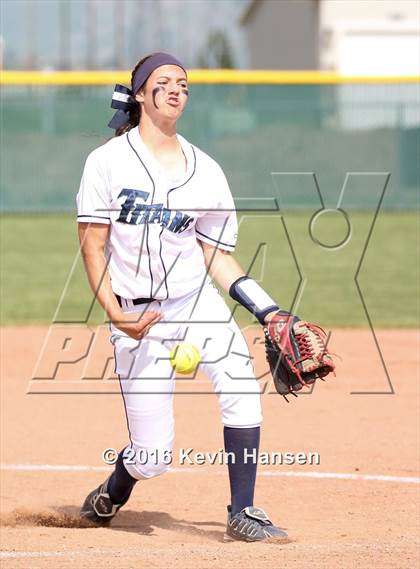 Thumbnail 3 in Sky View @ Syracuse (UHSAA 2nd Round) photogallery.