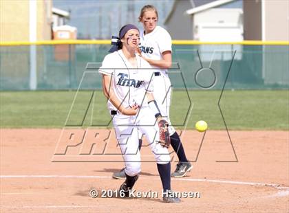 Thumbnail 2 in Sky View @ Syracuse (UHSAA 2nd Round) photogallery.