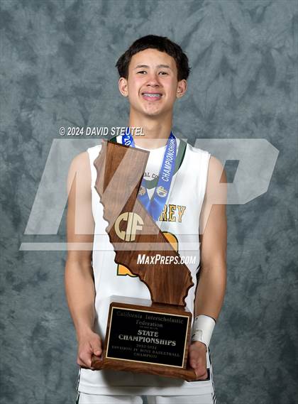 Thumbnail 3 in Monterey (CIF State D4 Awards) photogallery.