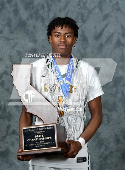Thumbnail 2 in Monterey (CIF State D4 Awards) photogallery.