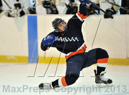 Thumbnail 2 in Clarkstown vs. Greeley (Tiger Tournament) photogallery.