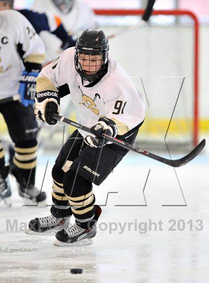 Thumbnail 2 in Clarkstown vs. Greeley (Tiger Tournament) photogallery.