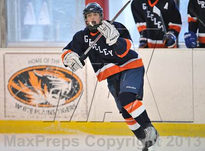 Thumbnail 2 in Clarkstown vs. Greeley (Tiger Tournament) photogallery.