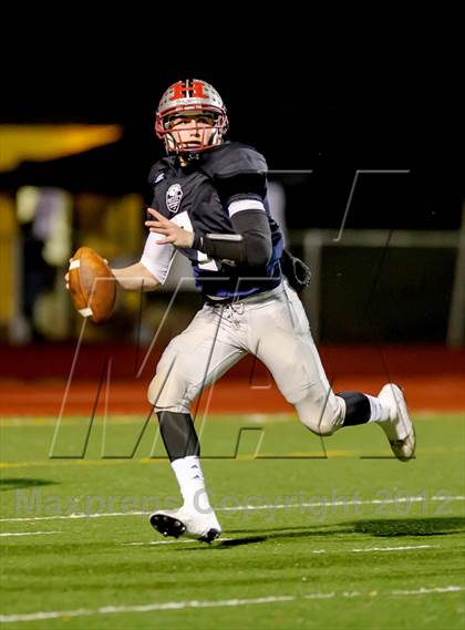 Thumbnail 3 in Sacramento All City Football Classic  photogallery.