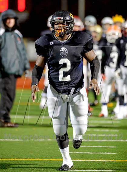 Thumbnail 3 in Sacramento All City Football Classic  photogallery.