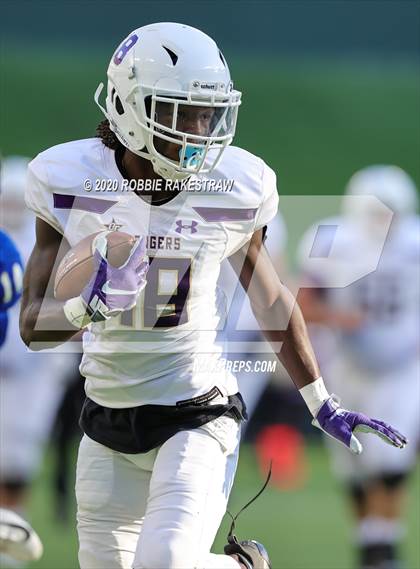 Thumbnail 1 in Chisholm Trail @ Boswell photogallery.