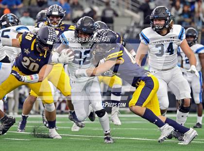Thumbnail 1 in Highland Park vs. Shadow Creek (UIL 5A Division 1 Championship) photogallery.