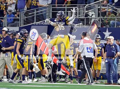 Thumbnail 1 in Highland Park vs. Shadow Creek (UIL 5A Division 1 Championship) photogallery.
