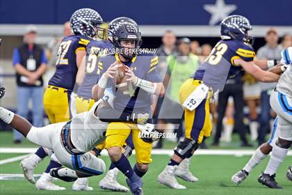 Thumbnail 3 in Highland Park vs. Shadow Creek (UIL 5A Division 1 Championship) photogallery.