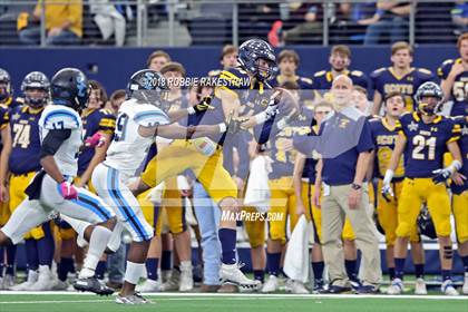 Thumbnail 3 in Highland Park vs. Shadow Creek (UIL 5A Division 1 Championship) photogallery.