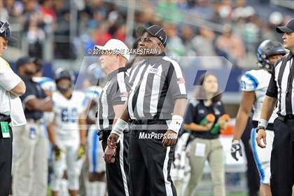 Thumbnail 1 in Highland Park vs. Shadow Creek (UIL 5A Division 1 Championship) photogallery.
