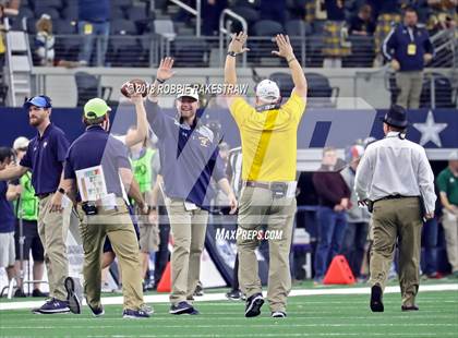 Thumbnail 2 in Highland Park vs. Shadow Creek (UIL 5A Division 1 Championship) photogallery.