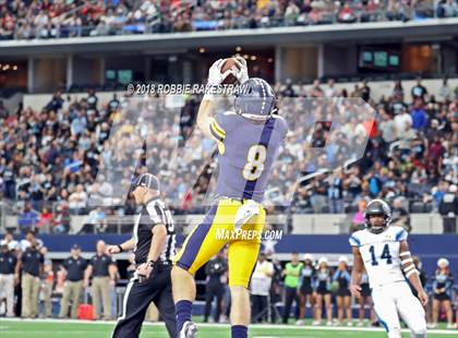 Thumbnail 1 in Highland Park vs. Shadow Creek (UIL 5A Division 1 Championship) photogallery.