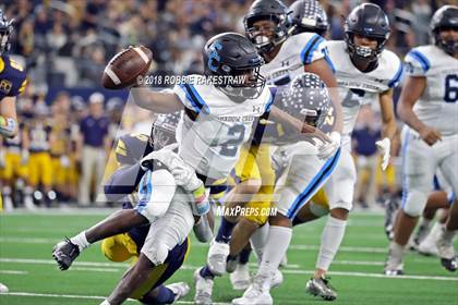 Thumbnail 3 in Highland Park vs. Shadow Creek (UIL 5A Division 1 Championship) photogallery.