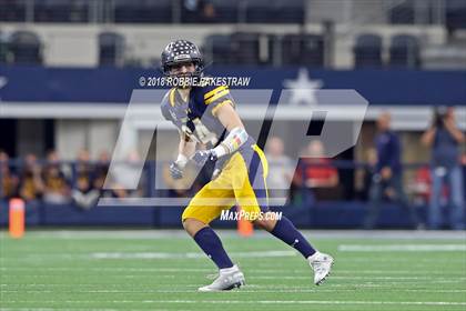 Thumbnail 2 in Highland Park vs. Shadow Creek (UIL 5A Division 1 Championship) photogallery.
