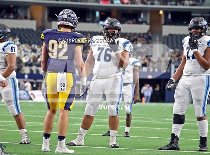 Thumbnail 1 in Highland Park vs. Shadow Creek (UIL 5A Division 1 Championship) photogallery.
