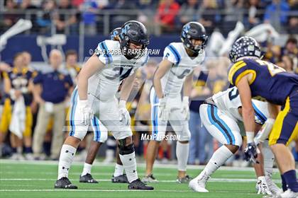 Thumbnail 2 in Highland Park vs. Shadow Creek (UIL 5A Division 1 Championship) photogallery.