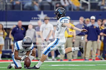 Thumbnail 2 in Highland Park vs. Shadow Creek (UIL 5A Division 1 Championship) photogallery.