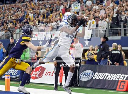 Thumbnail 2 in Highland Park vs. Shadow Creek (UIL 5A Division 1 Championship) photogallery.