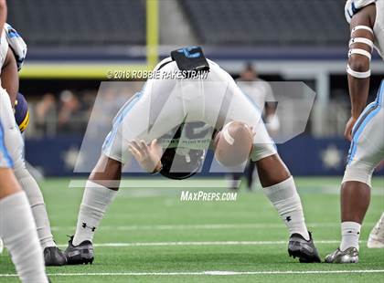 Thumbnail 1 in Highland Park vs. Shadow Creek (UIL 5A Division 1 Championship) photogallery.