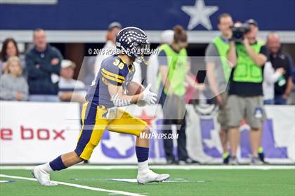 Thumbnail 2 in Highland Park vs. Shadow Creek (UIL 5A Division 1 Championship) photogallery.