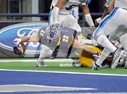 Thumbnail 2 in Highland Park vs. Shadow Creek (UIL 5A Division 1 Championship) photogallery.