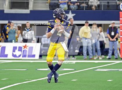 Thumbnail 3 in Highland Park vs. Shadow Creek (UIL 5A Division 1 Championship) photogallery.