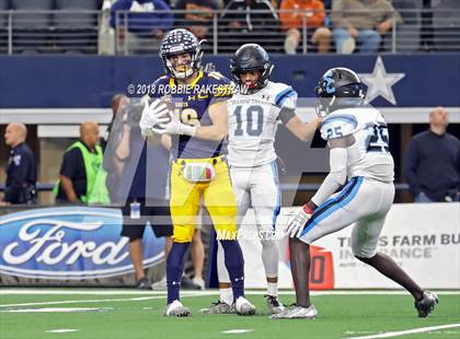 Thumbnail 3 in Highland Park vs. Shadow Creek (UIL 5A Division 1 Championship) photogallery.