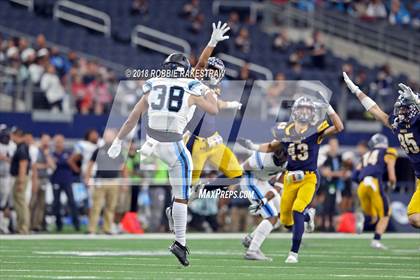 Thumbnail 3 in Highland Park vs. Shadow Creek (UIL 5A Division 1 Championship) photogallery.