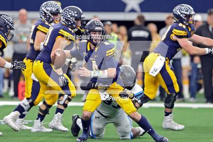 Thumbnail 2 in Highland Park vs. Shadow Creek (UIL 5A Division 1 Championship) photogallery.