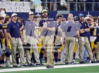 Thumbnail 3 in Highland Park vs. Shadow Creek (UIL 5A Division 1 Championship) photogallery.