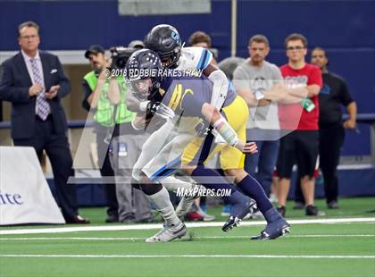 Thumbnail 2 in Highland Park vs. Shadow Creek (UIL 5A Division 1 Championship) photogallery.