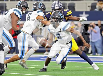 Thumbnail 1 in Highland Park vs. Shadow Creek (UIL 5A Division 1 Championship) photogallery.