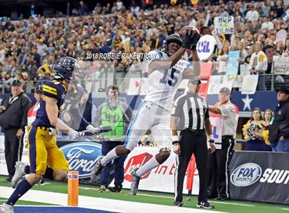 Thumbnail 1 in Highland Park vs. Shadow Creek (UIL 5A Division 1 Championship) photogallery.