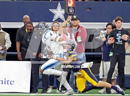 Thumbnail 2 in Highland Park vs. Shadow Creek (UIL 5A Division 1 Championship) photogallery.