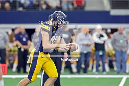 Thumbnail 2 in Highland Park vs. Shadow Creek (UIL 5A Division 1 Championship) photogallery.