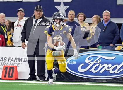 Thumbnail 1 in Highland Park vs. Shadow Creek (UIL 5A Division 1 Championship) photogallery.