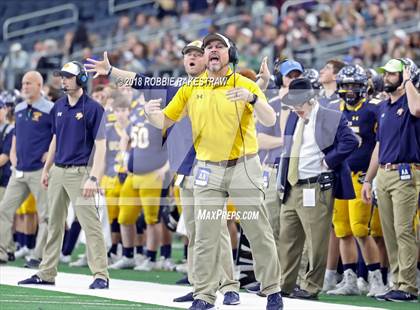 Thumbnail 1 in Highland Park vs. Shadow Creek (UIL 5A Division 1 Championship) photogallery.