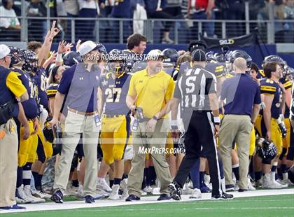Thumbnail 3 in Highland Park vs. Shadow Creek (UIL 5A Division 1 Championship) photogallery.