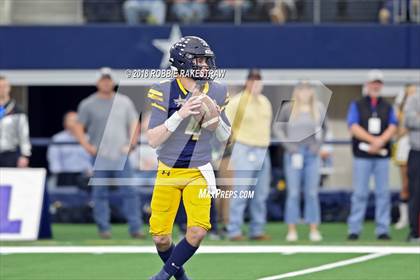 Thumbnail 2 in Highland Park vs. Shadow Creek (UIL 5A Division 1 Championship) photogallery.