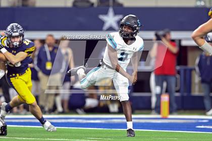 Thumbnail 3 in Highland Park vs. Shadow Creek (UIL 5A Division 1 Championship) photogallery.